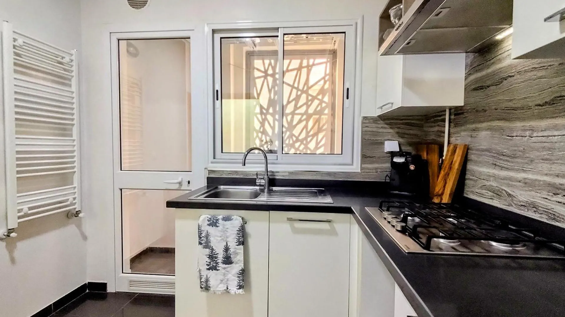 Apartmán Laouina Tunis Tunisko